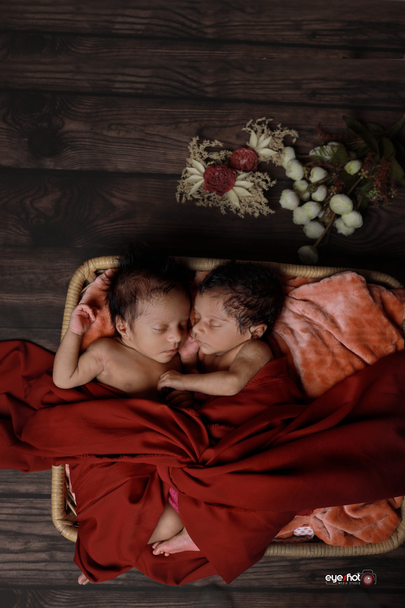 newborn photoshoot, newborn photography, best new born photographer Kerala, new born photo shoot, new born photography, newborn photography specialist, new born photoshoot Edapal, newborn photography Malappuram, new born photographer Kerala